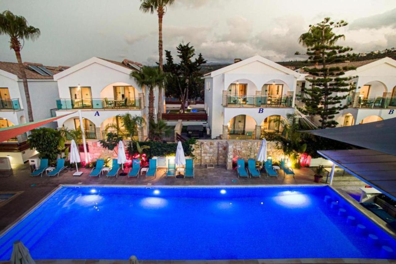 Latchi Escape Hotel And Suites Polis Extérieur photo