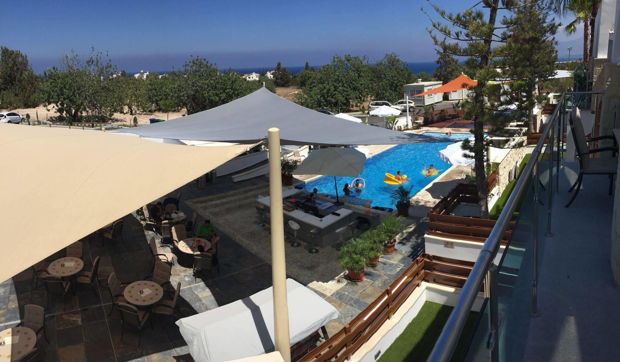 Latchi Escape Hotel And Suites Polis Extérieur photo