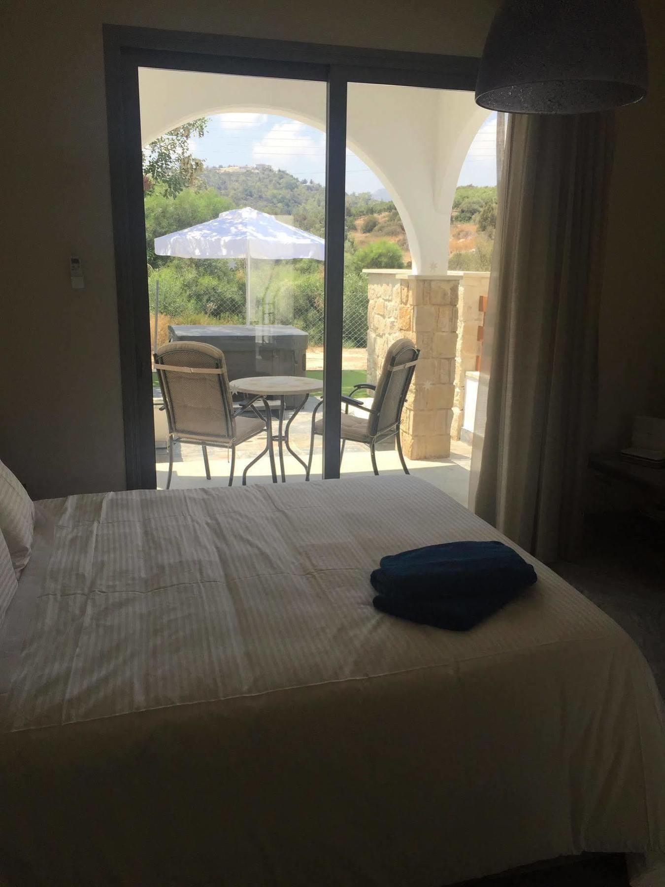 Latchi Escape Hotel And Suites Polis Extérieur photo