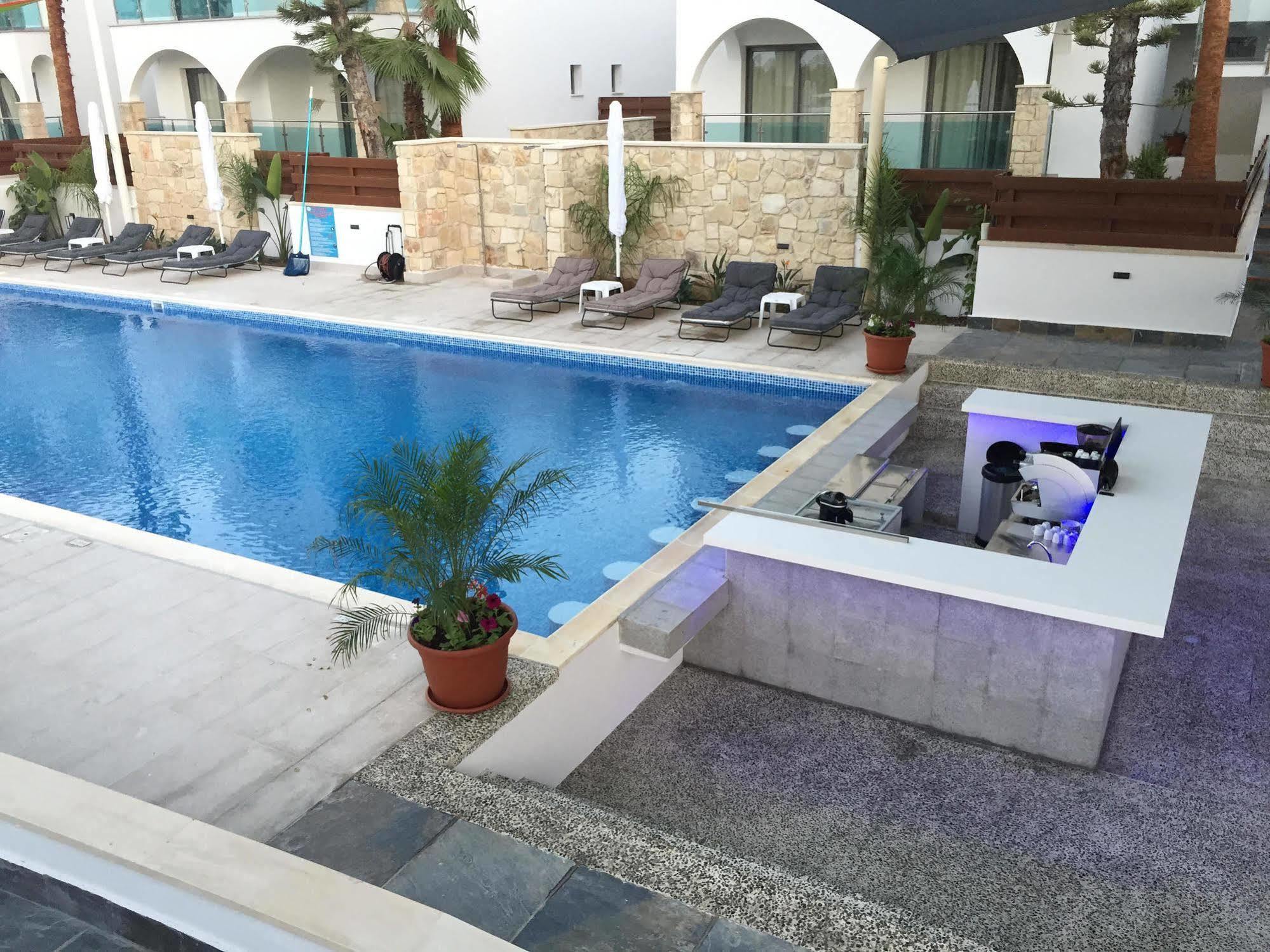 Latchi Escape Hotel And Suites Polis Extérieur photo