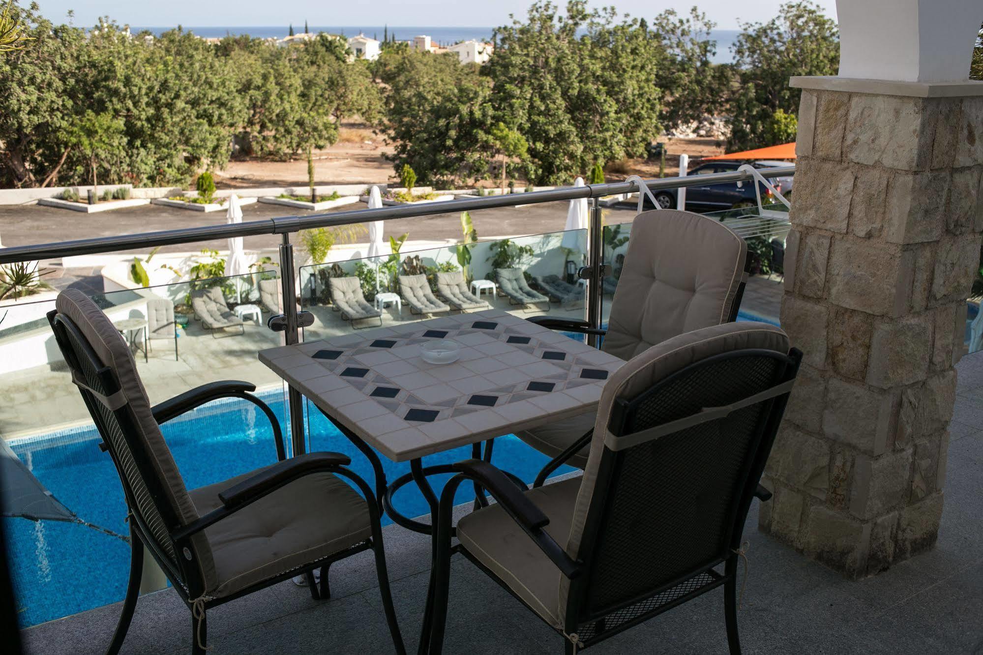 Latchi Escape Hotel And Suites Polis Extérieur photo